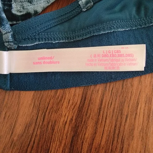 Victoria's Secret PINK Blue Unlined Velvet Bralette - Large - Picture 4 of 5